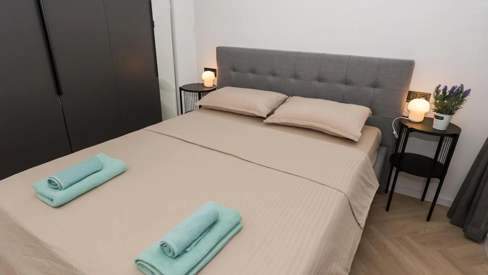 Kashmir Deluxe Apartment With Parking Burgas