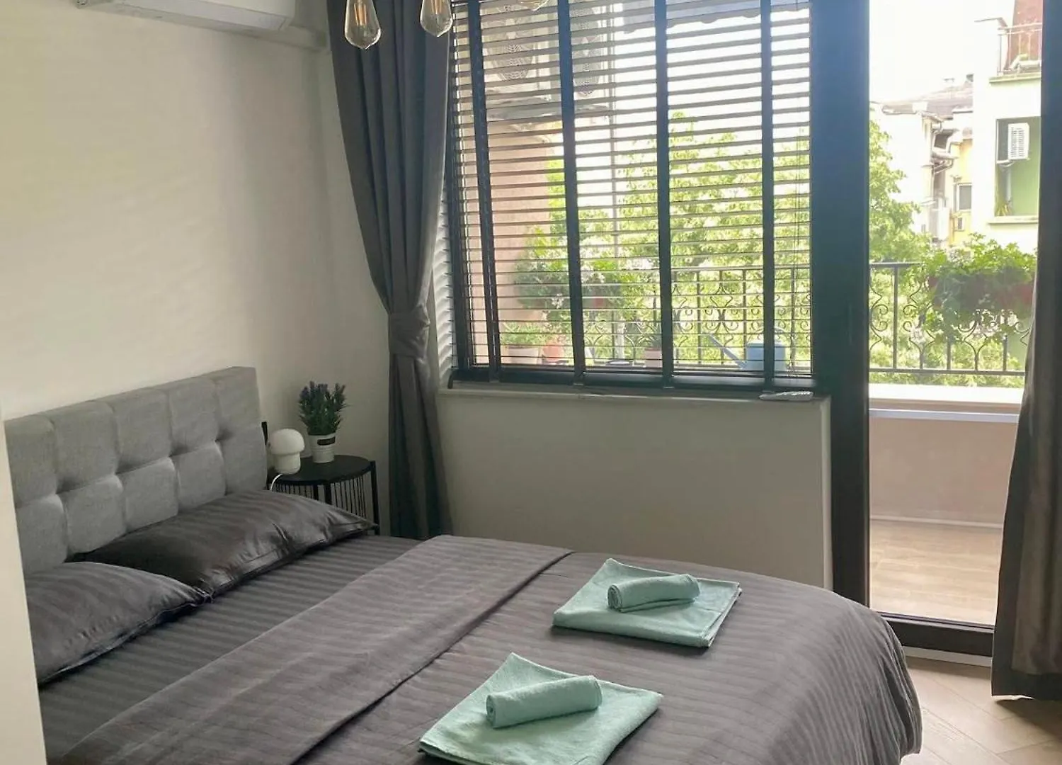 Kashmir Deluxe Apartment With Parking Burgas