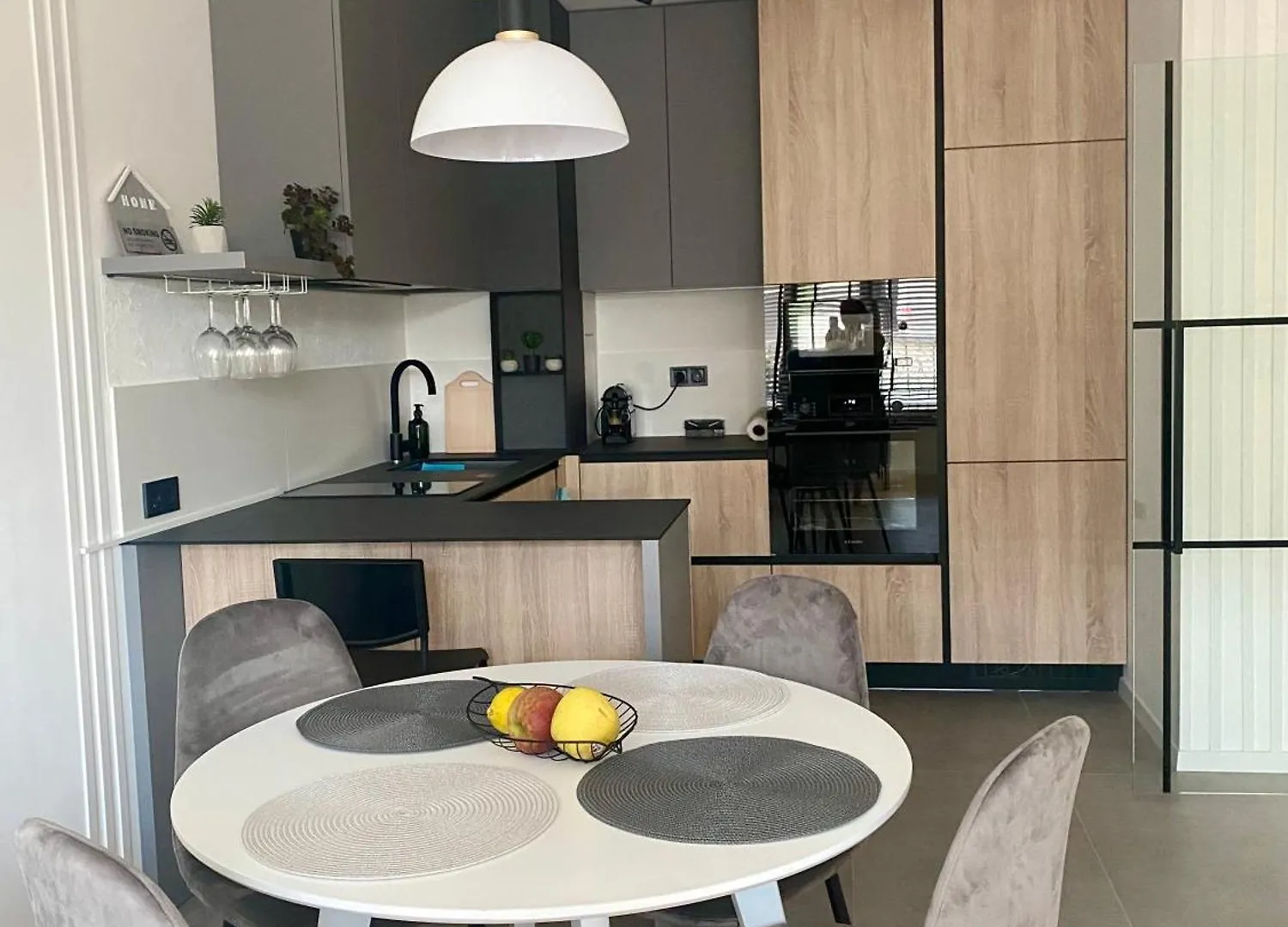 Kashmir Deluxe Apartment With Parking Burgas 0*,  Bulgaria